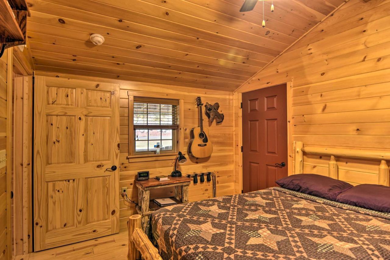 Hooah Cabin Retreat With Grill And Step-Free Access Parsons Exterior photo